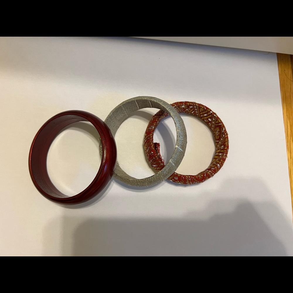 Three piece bangle/bracelet - Picture 2 of 6